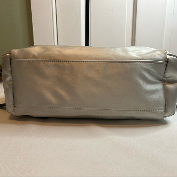 IHKWIP The City Crossbody Satchel Silver - Picture 7 of 11